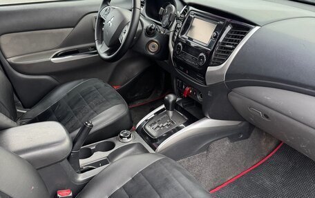 Mitsubishi L200 IV рестайлинг, 2016 год, 1 950 000 рублей, 12 фотография