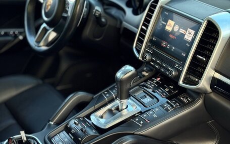 Porsche Cayenne III, 2017 год, 4 300 000 рублей, 10 фотография