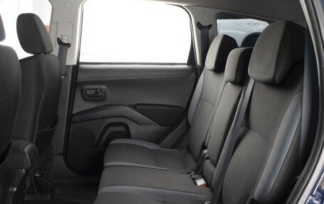 Mitsubishi Outlander III рестайлинг 3, 2010 год, 850 000 рублей, 9 фотография