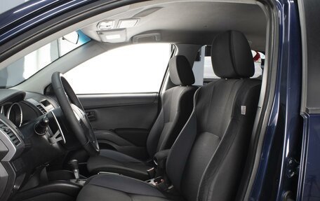 Mitsubishi Outlander III рестайлинг 3, 2010 год, 850 000 рублей, 10 фотография