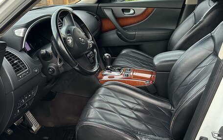 Infiniti FX II, 2012 год, 1 790 000 рублей, 14 фотография