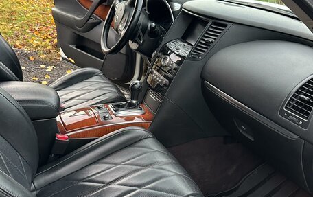 Infiniti FX II, 2012 год, 1 790 000 рублей, 17 фотография