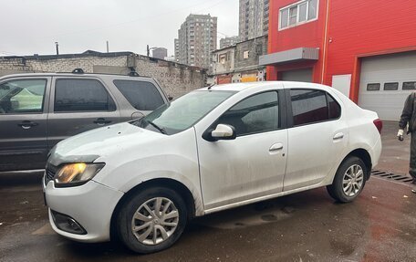 Renault Logan II, 2014 год, 300 000 рублей, 2 фотография