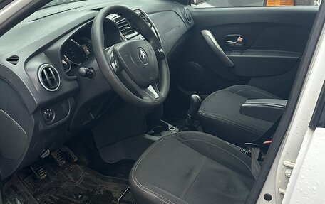 Renault Logan II, 2014 год, 300 000 рублей, 5 фотография