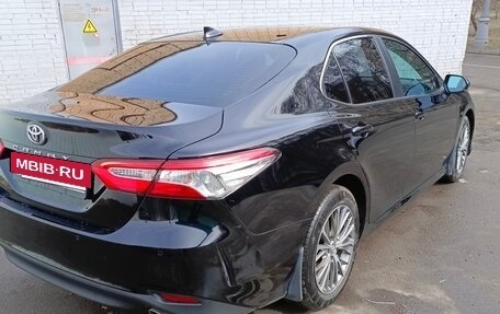 Toyota Camry, 2021 год, 3 150 000 рублей, 3 фотография