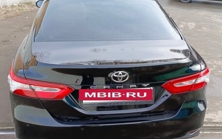 Toyota Camry, 2021 год, 3 150 000 рублей, 4 фотография