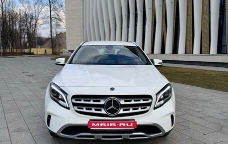Mercedes-Benz GLA, 2019 год, 2 750 000 рублей, 10 фотография