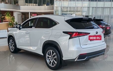 Lexus NX I, 2019 год, 3 790 000 рублей, 7 фотография