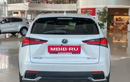 Lexus NX I, 2019 год, 3 790 000 рублей, 6 фотография