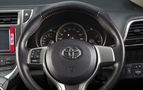 Toyota Ractis II, 2010 год, 970 000 рублей, 13 фотография