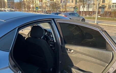 Hyundai Solaris II рестайлинг, 2021 год, 1 720 000 рублей, 14 фотография