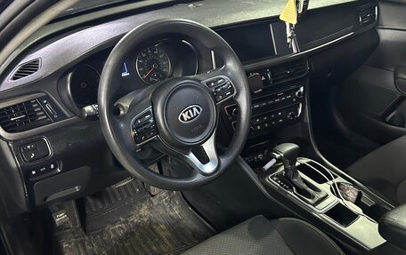 KIA Optima IV, 2018 год, 950 000 рублей, 15 фотография