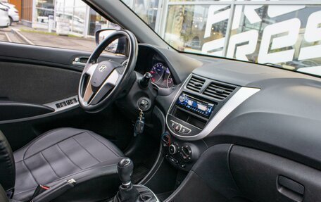 Hyundai Solaris II рестайлинг, 2013 год, 750 000 рублей, 15 фотография