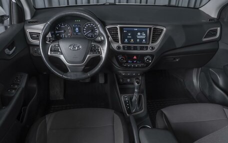 Hyundai Solaris II рестайлинг, 2019 год, 1 359 000 рублей, 6 фотография