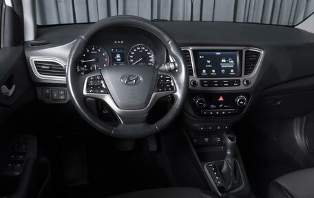 Hyundai Solaris II рестайлинг, 2019 год, 1 359 000 рублей, 13 фотография