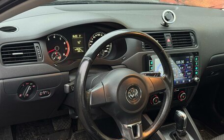 Volkswagen Jetta VI, 2014 год, 1 239 000 рублей, 10 фотография