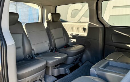 Hyundai Grand Starex Grand Starex I рестайлинг 2, 2011 год, 1 879 000 рублей, 7 фотография