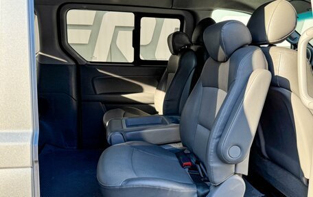 Hyundai Grand Starex Grand Starex I рестайлинг 2, 2011 год, 1 879 000 рублей, 8 фотография