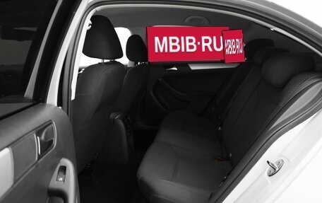 Volkswagen Jetta VI, 2011 год, 815 000 рублей, 11 фотография