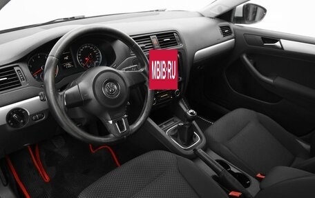 Volkswagen Jetta VI, 2011 год, 815 000 рублей, 9 фотография