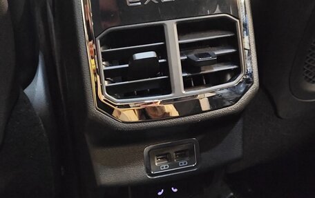 CheryExeed TXL, 2022 год, 2 249 000 рублей, 15 фотография