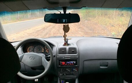 Hyundai Accent II, 2005 год, 280 000 рублей, 4 фотография