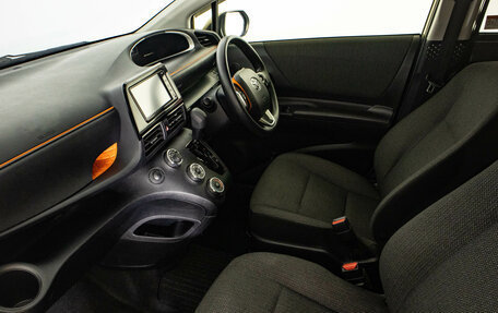 Toyota Sienta II, 2021 год, 1 899 000 рублей, 12 фотография