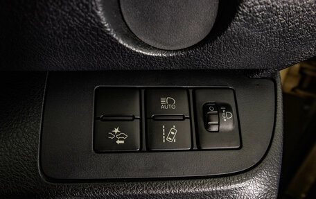 Toyota Sienta II, 2021 год, 1 899 000 рублей, 24 фотография