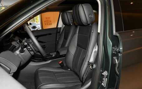 Land Rover Range Rover Evoque II, 2025 год, 5 250 000 рублей, 6 фотография