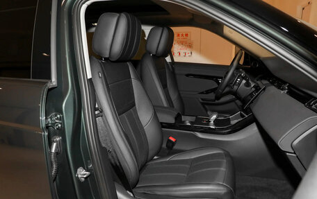 Land Rover Range Rover Evoque II, 2025 год, 5 250 000 рублей, 8 фотография