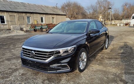 Volkswagen Passat B8 рестайлинг, 2021 год, 1 980 000 рублей, 4 фотография