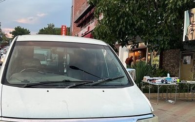 Nissan Elgrand I, 2001 год, 280 000 рублей, 1 фотография