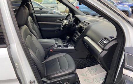 Ford Explorer VI, 2018 год, 2 744 000 рублей, 13 фотография