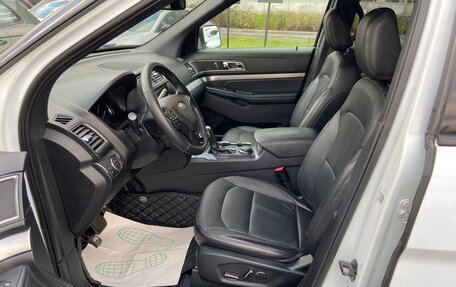 Ford Explorer VI, 2018 год, 2 744 000 рублей, 10 фотография