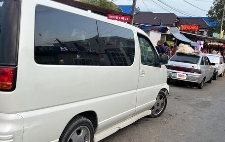 Nissan Elgrand I, 2001 год, 280 000 рублей, 4 фотография