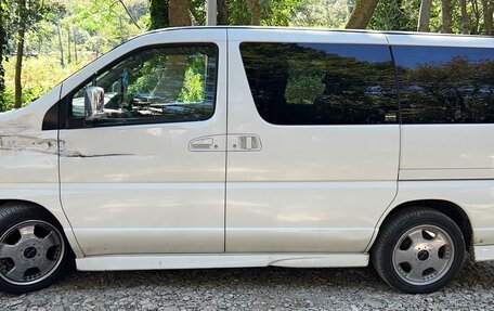Nissan Elgrand I, 2001 год, 280 000 рублей, 7 фотография