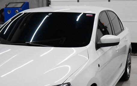 Skoda Rapid I, 2015 год, 870 000 рублей, 2 фотография