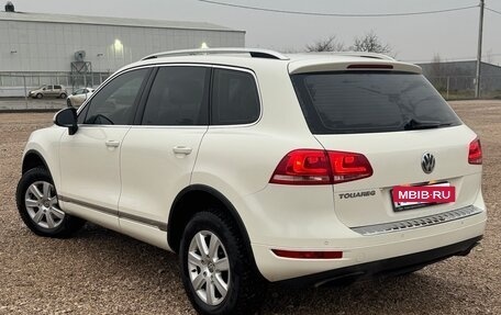 Volkswagen Touareg III, 2011 год, 2 450 000 рублей, 4 фотография