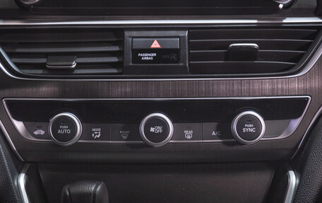 Honda Accord IX рестайлинг, 2021 год, 2 099 000 рублей, 13 фотография