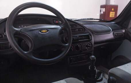 Chevrolet Niva I рестайлинг, 2004 год, 299 000 рублей, 9 фотография