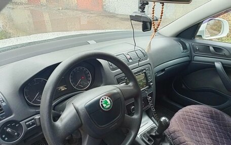 Skoda Octavia, 2012 год, 900 000 рублей, 3 фотография