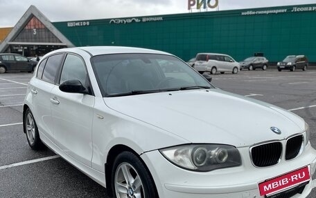 BMW 1 серия, 2009 год, 700 000 рублей, 2 фотография