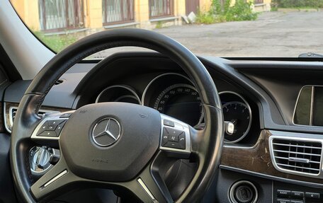 Mercedes-Benz E-Класс, 2013 год, 1 900 000 рублей, 5 фотография