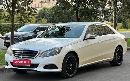 Mercedes-Benz E-Класс, 2013 год, 1 900 000 рублей, 3 фотография