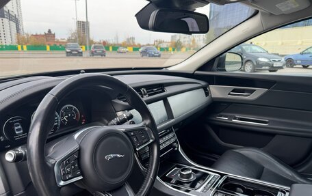 Jaguar XF II, 2018 год, 2 550 000 рублей, 7 фотография