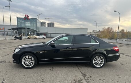 Mercedes-Benz E-Класс, 2010 год, 1 450 000 рублей, 4 фотография