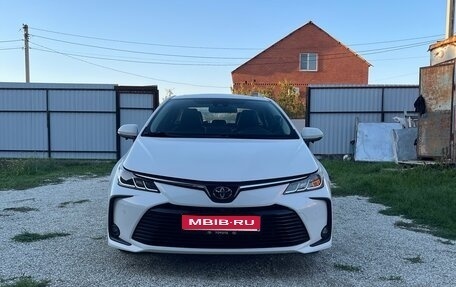 Toyota Corolla, 2020 год, 2 300 000 рублей, 1 фотография