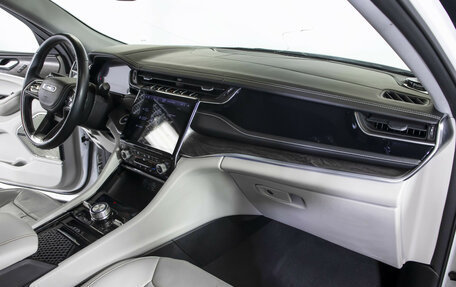 Jeep Grand Cherokee, 2022 год, 5 947 000 рублей, 9 фотография