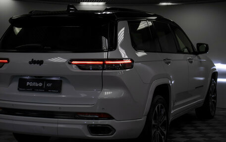 Jeep Grand Cherokee, 2022 год, 5 947 000 рублей, 30 фотография
