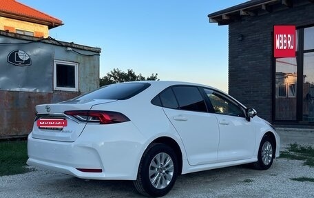 Toyota Corolla, 2020 год, 2 300 000 рублей, 3 фотография